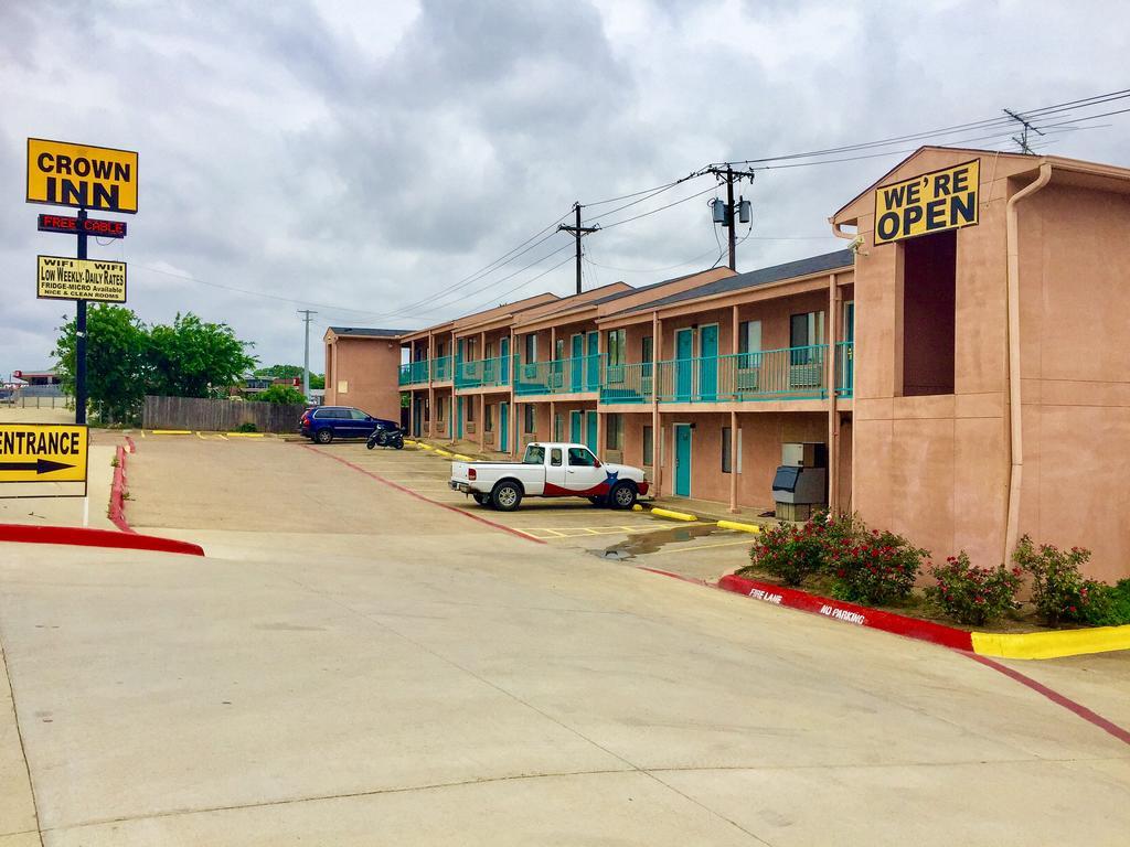 Crown Inn Grand Prairie Exterior photo