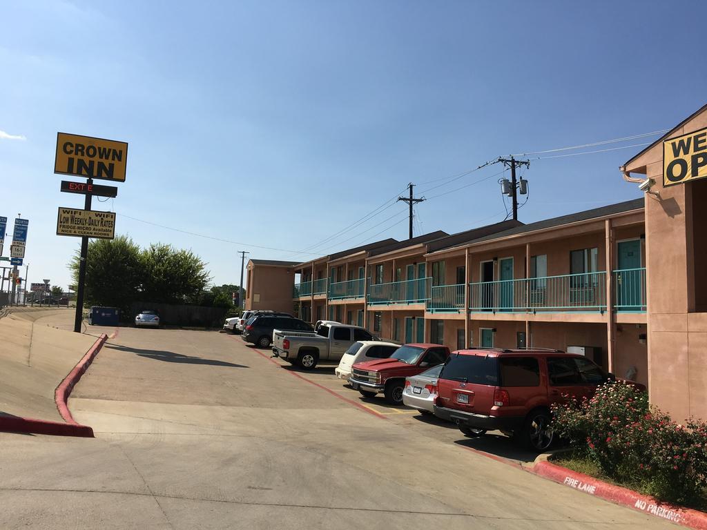 Crown Inn Grand Prairie Exterior photo